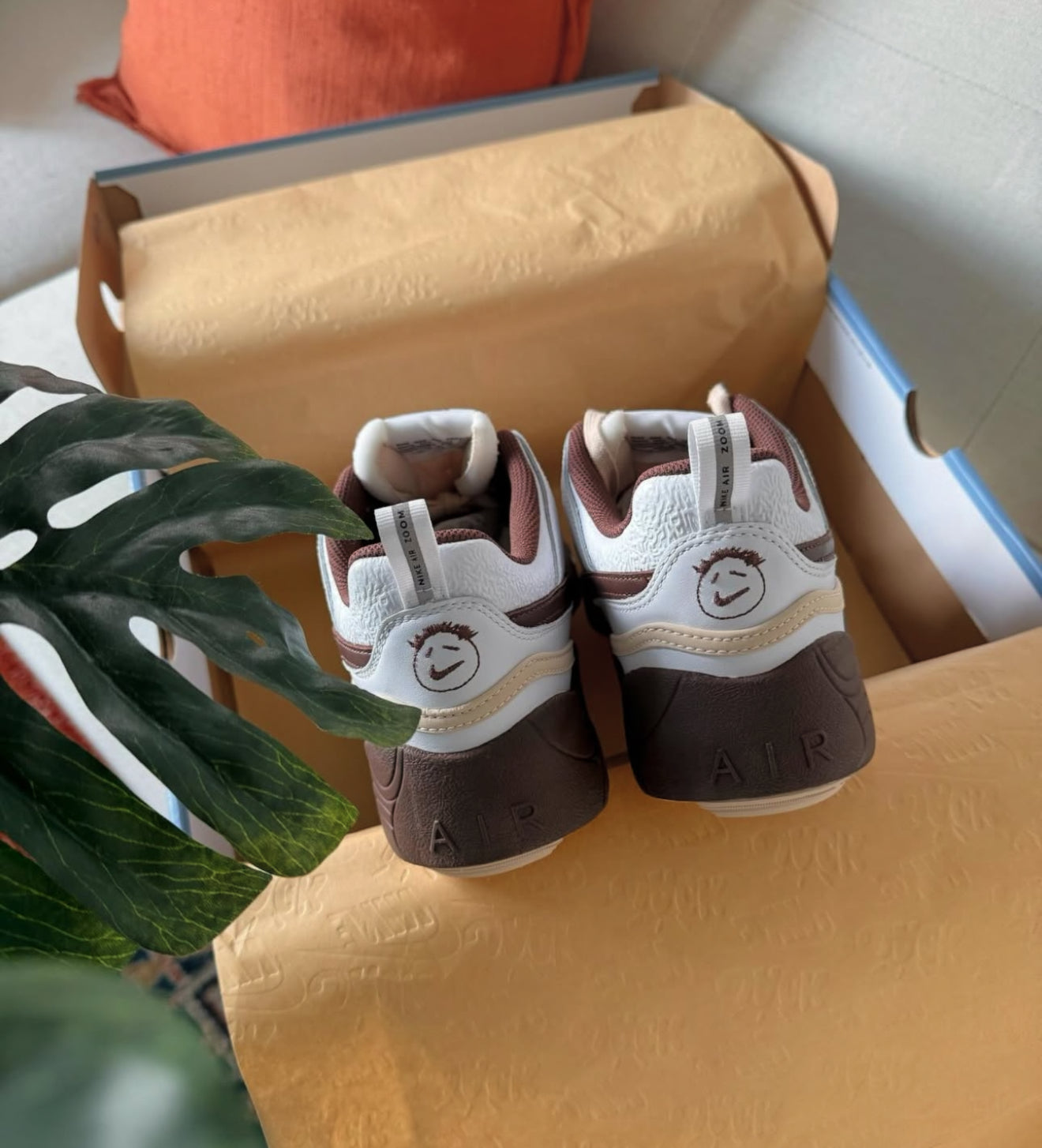 Zoom Field Jaxx Travis Scott Light Chocolate