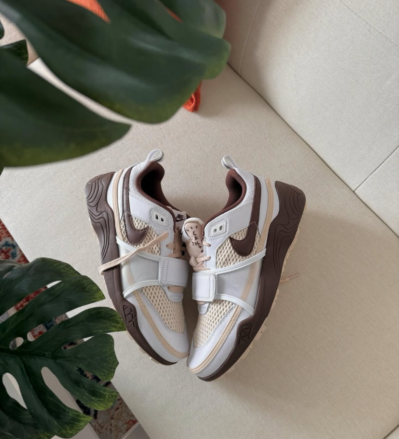 Zoom Field Jaxx Travis Scott Light Chocolate